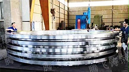 大型铸钢件加工厂家向你解说 选择我们的优势？