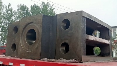 大型铸钢件厂家生产横梁