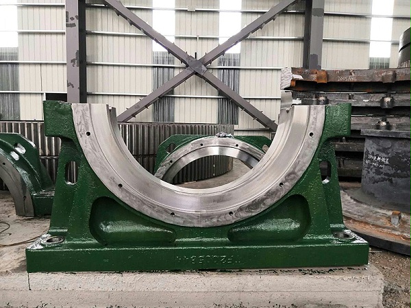 大型铸钢件厂家生产轴承座