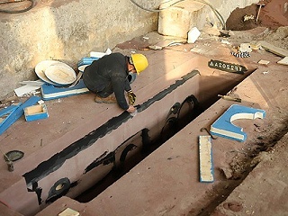 铸钢件粘砂了，铸钢件厂家该怎么办？