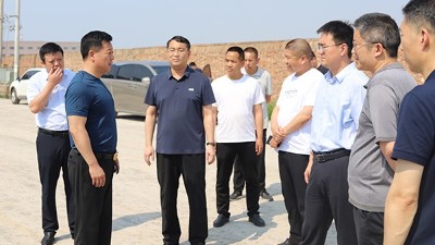 市委副书记、代市长郭奇莅临河南新腾飞铸钢年产8万吨新项目调研指导工作