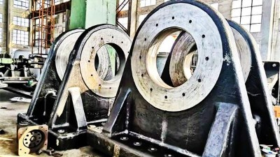 大型铸钢件加工的重要环节——浇注 大型铸钢件加工的重要环节——浇注