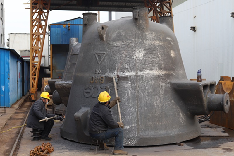 迈拓渣罐打磨 (1)