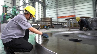 大型铸造加工厂家的铸造车间，熔炼工技术操作规程，你知多少？