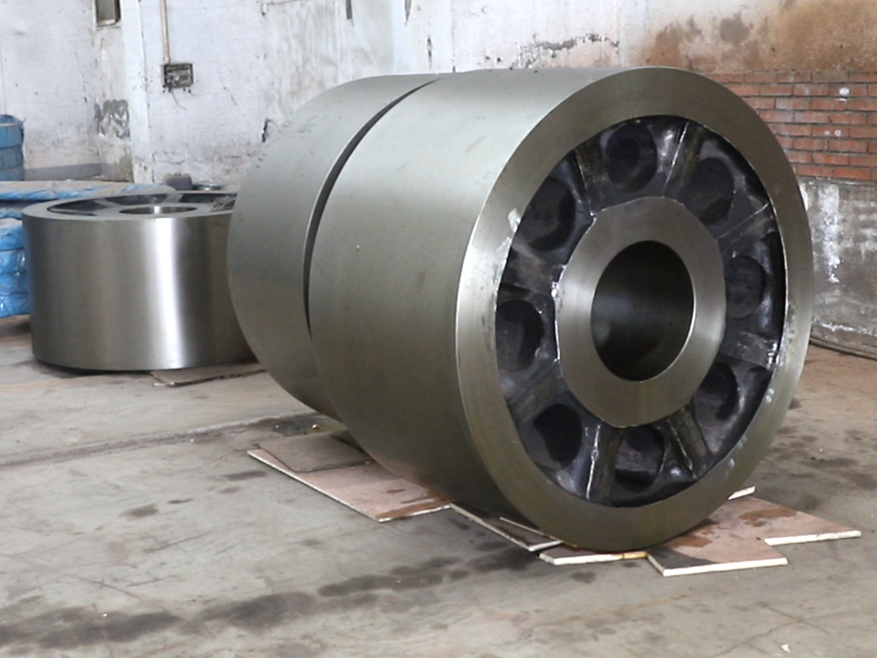 “巨无霸”的关节:带你了解建材行业的铸钢件-辊体