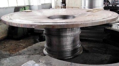 大型铸钢件用什么材质的钢？