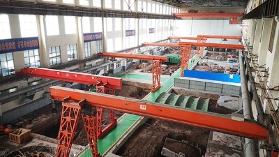如何准确控制水玻璃砂铸造工艺中大型铸钢件的成本和质量问题？