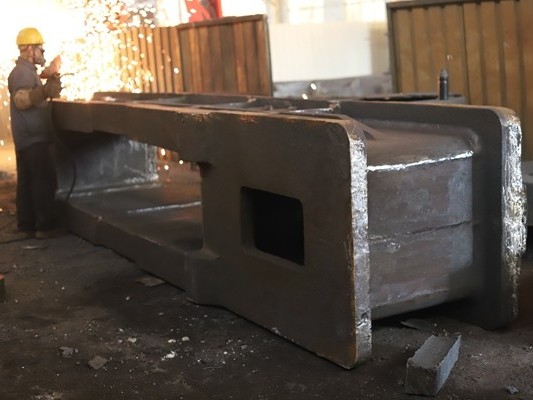 当铸钢件需要焊补时铸钢件厂家怎么选择焊条