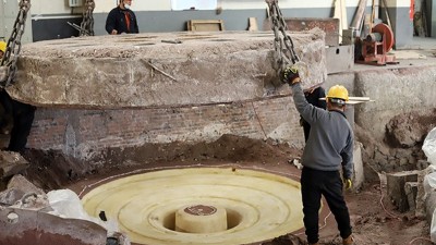 合箱？这个我不了解，铸钢件厂家为您解答大型铸钢件铸造中的操作