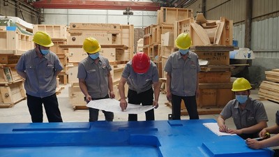 铸钢件厂家讲解为何大型铸钢件木模比其他模具更受青睐？